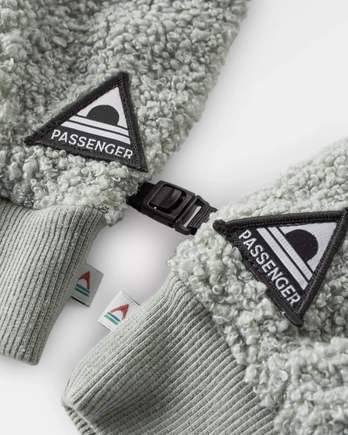 Gloves|Passenger Snowfall 2.0 Recycled Sherpa Gloves - Pistachio