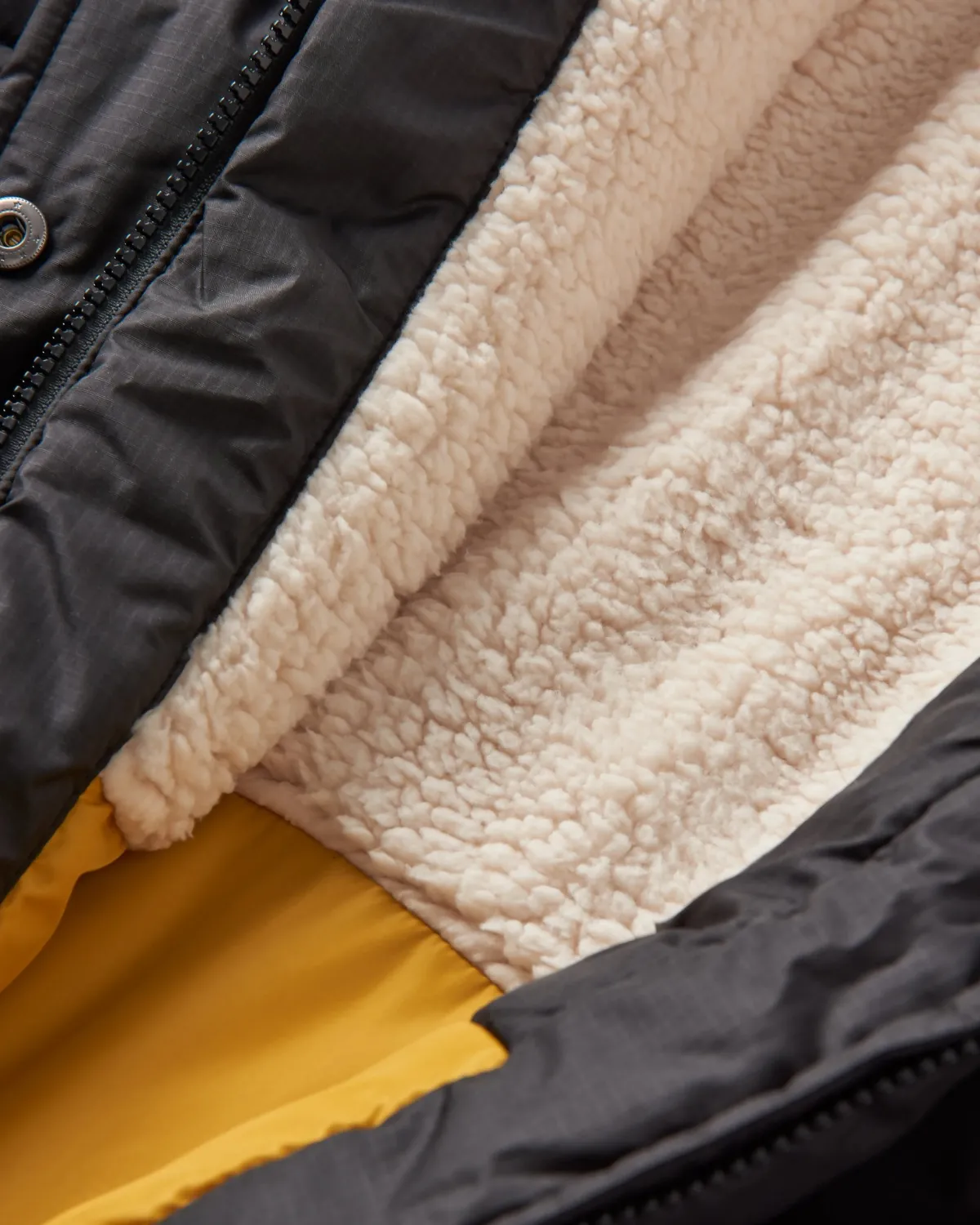 Parkas & Coats|Insulated|Passenger Tasman Recycled 2.0 Long Insulated Jacket - Black