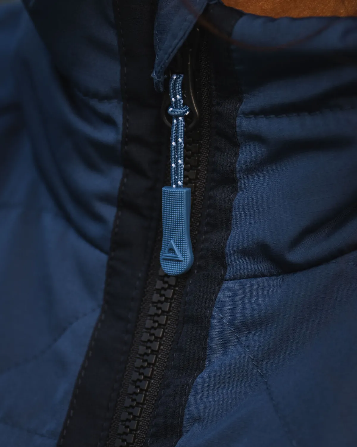 Insulated|Outdoor Active|Passenger Trace Recycled Thermore Insulated Jacket - Dark Denim/ Apricot DarkDenim/Apricot