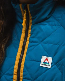 Insulated|Outdoor Active|Passenger Trace Recycled Thermore Insulated Jacket - Corsair Blue/ Jungle Green CorsairBlue/JungleGreen