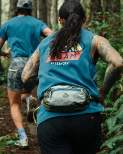 Hip Packs|Accessories|Passenger Trail Light Recycled Packable Hip Pack - Khaki Green KhakiGreen
