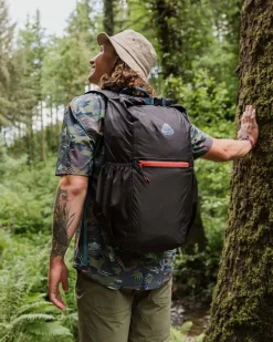 Backpacks & Bags|Outdoor Active|Passenger Trail Light Recycled Packable Backpack - Black