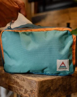 Backpacks & Bags|Wash Bags|Passenger Travel Recycled Wash Kit - Multi Color MultiColor