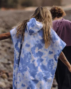 Changing Robes & Surf Ponchos|Changing Robes & Surf Ponchos|Passenger Tulum Recycled Towel Poncho - Tie Dye Cornflower TieDyeCornflower