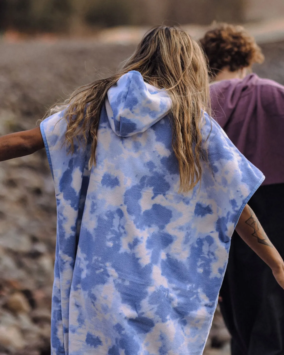 Changing Robes & Surf Ponchos|Changing Robes & Surf Ponchos|Passenger Tulum Recycled Towel Poncho - Tie Dye Cornflower TieDyeCornflower