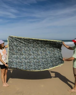 Blankets|Blankets|Passenger Van Recycled Ripstop Blanket - Abstract Seaweed Pistachio AbstractSeaweedPistachio