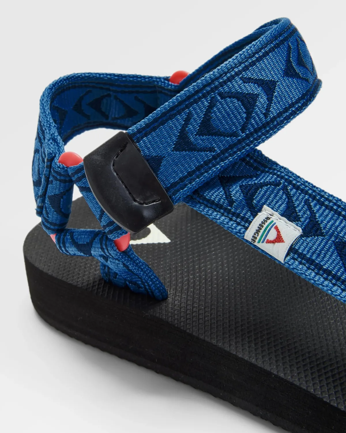 Footwear|Flip Flops & Sandals|Passenger Venice Sandal - Tide Blue Multi TideBlueMulti