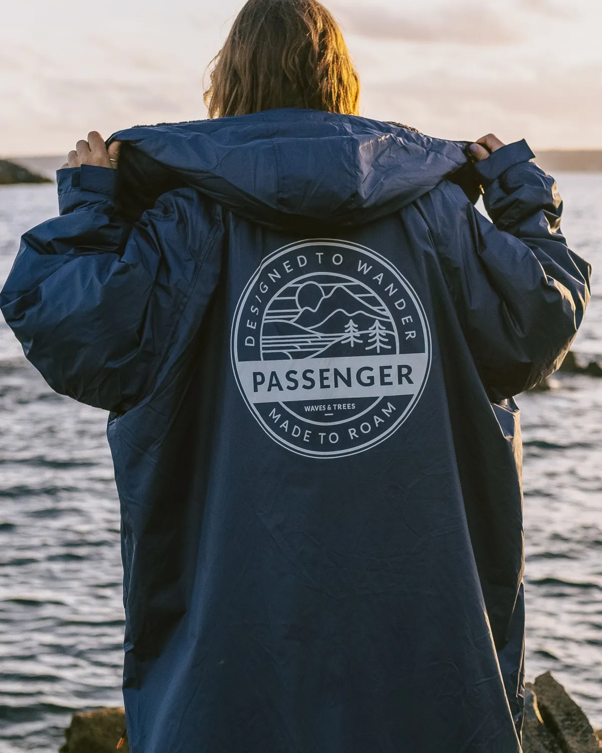 Surf Accessories|Surf Accessories|Passenger Waves Recycled Sherpa Lined Changing Robe - Rich Navy RichNavy