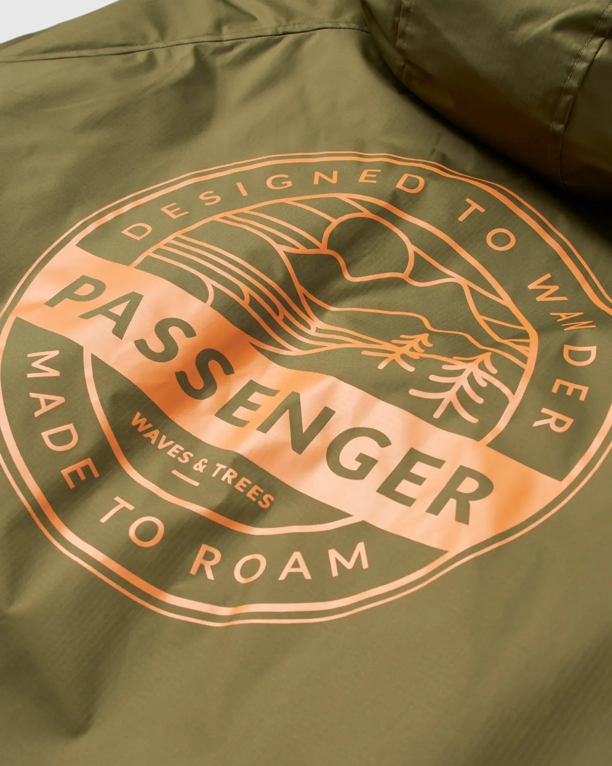 Changing Robes & Surf Ponchos|Changing Robes & Surf Ponchos|Passenger Waves Recycled Sherpa Lined Changing Robe - Khaki Green KhakiGreen