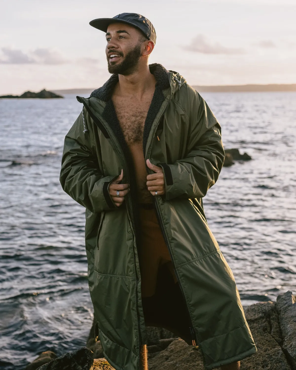 Changing Robes & Surf Ponchos|Changing Robes & Surf Ponchos|Passenger Waves Recycled Sherpa Lined Changing Robe - Khaki Green KhakiGreen