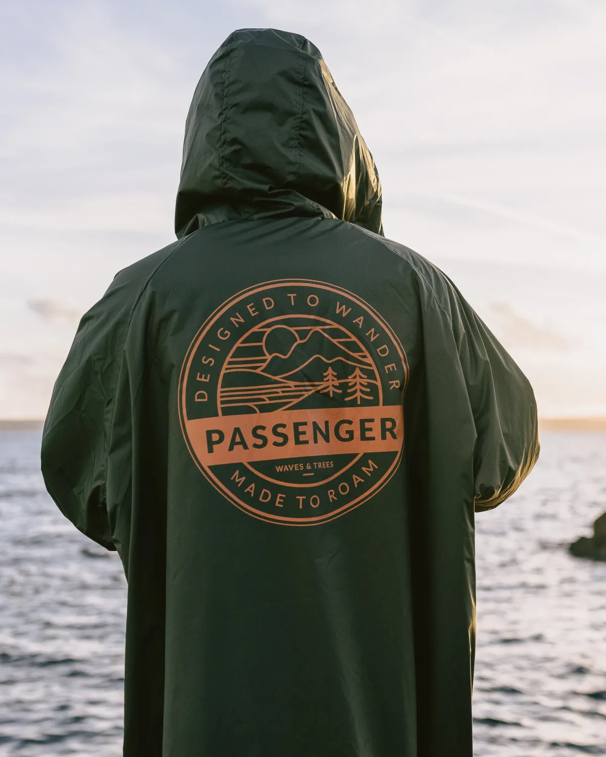Changing Robes & Surf Ponchos|Changing Robes & Surf Ponchos|Passenger Waves Recycled Sherpa Lined Changing Robe - Khaki Green KhakiGreen
