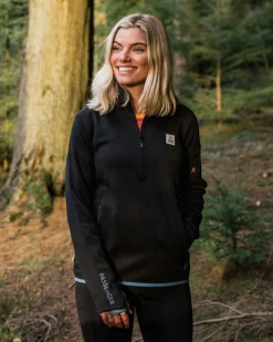 Fleece|Outdoor Active|Passenger Women's Wintergreen Recycled Polartec® Fleece Pullover - Black